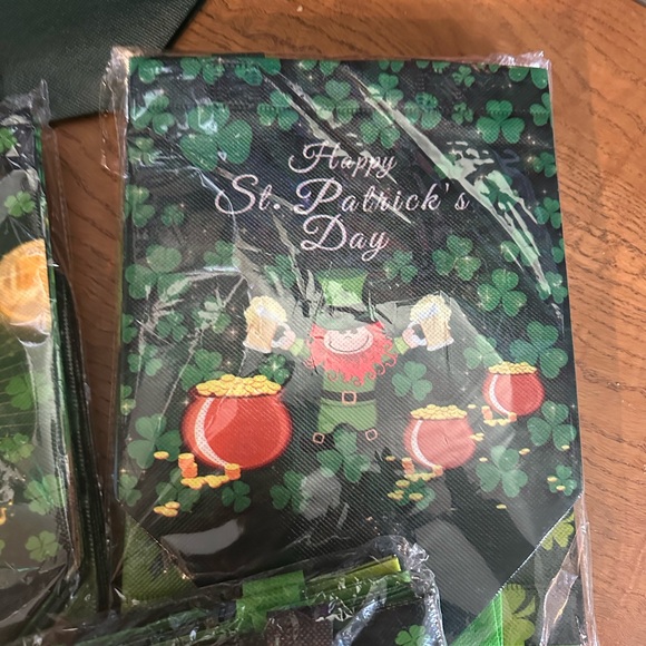 34 St Patrick’s day goodie bags - Picture 5 of 7